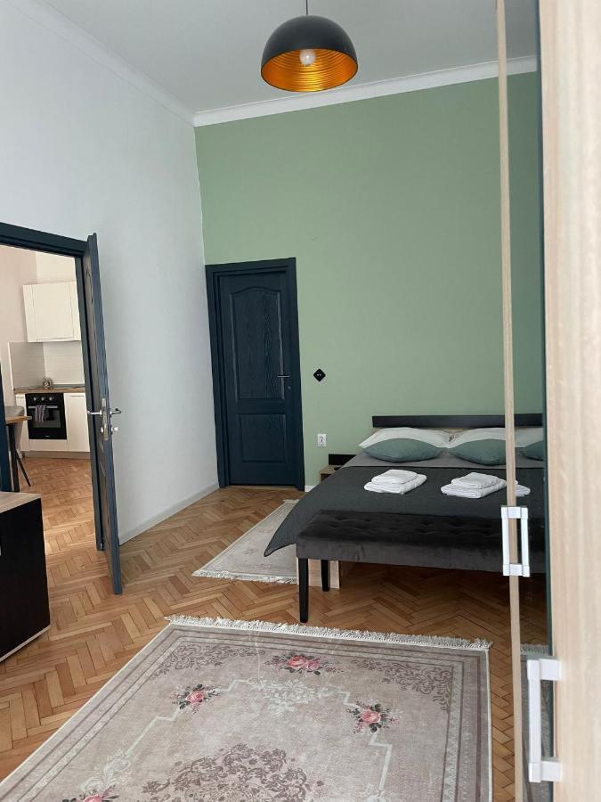 Central Apartment With 2 Bedrooms And 2 Bathrooms ออราแด ภายนอก รูปภาพ
